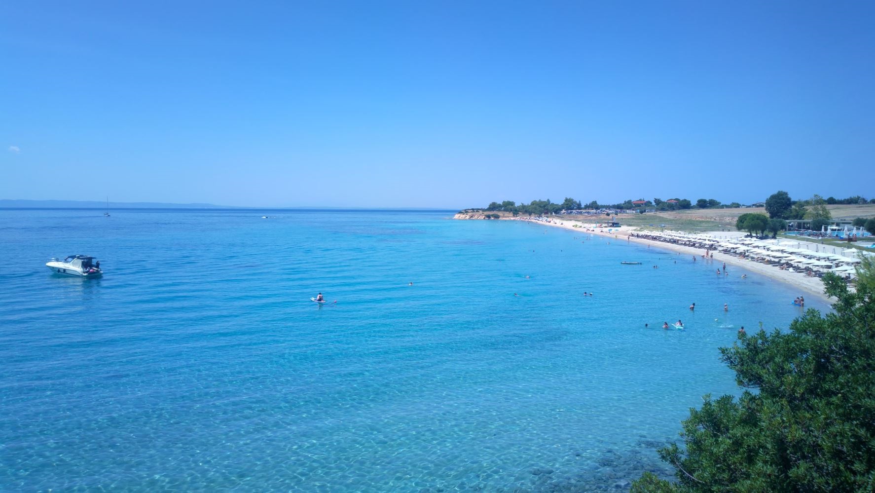 Plage d’Ai-Giannis photo